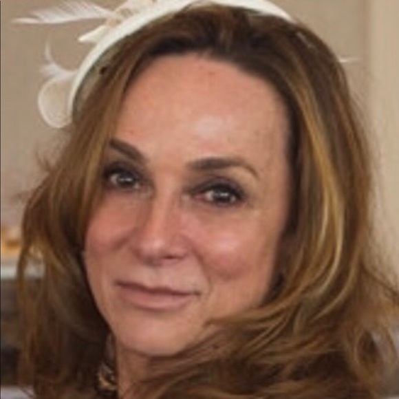 Meet your Posher, Linda - Picture 1 of 1